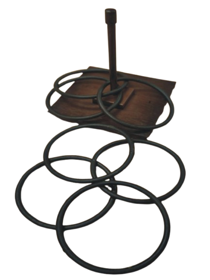 juego de las anillas un mástil y 8 anillas metálicas