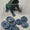Acc juego rana clásico de fundición una rana y 10 fichas sin la mesa