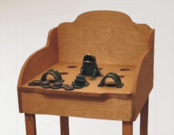 Juego Rana con todos los elementos metálicos de fundición y mesa tratada