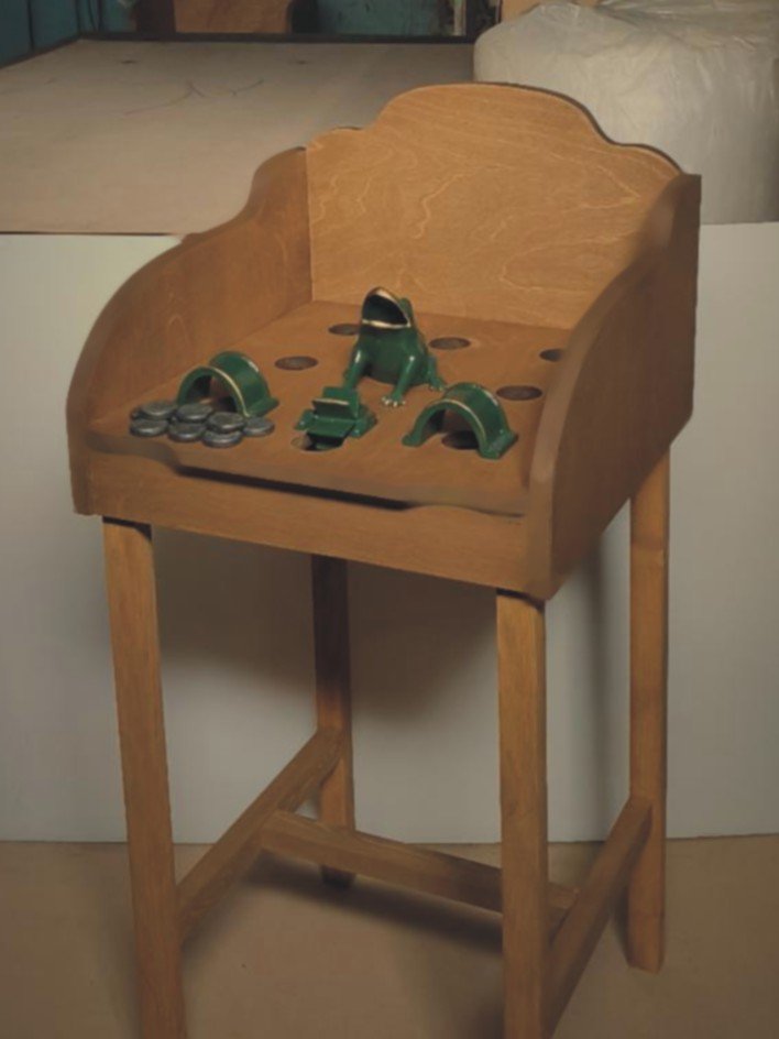 juego de la rana completa modelo Delta con una mesa tratada para exterior una rana dos puentes, un molinete y 10 fichas