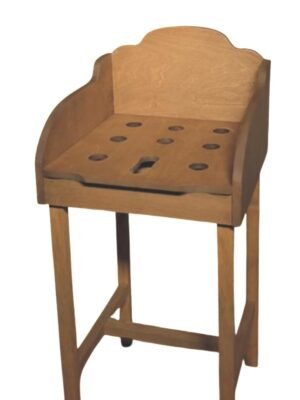 mesa para el juego de rana con 9 agujeros tratada para exterior y puntuación grabada