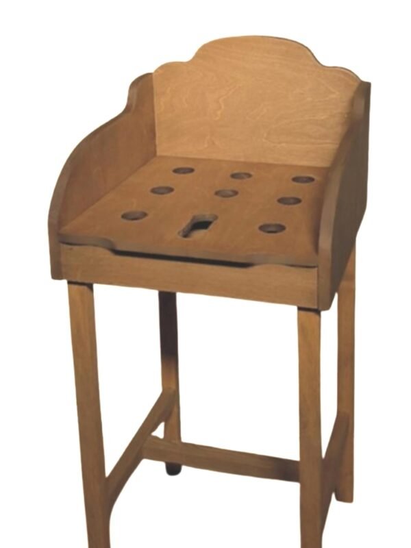 mesa para el juego de rana con 9 agujeros tratada para exterior y puntuación grabada